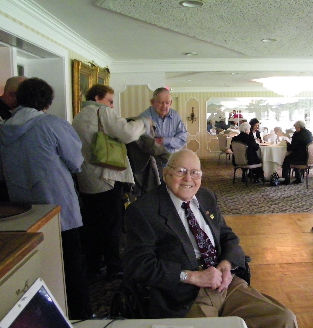 Gilbert Thiel entering the Restaurant