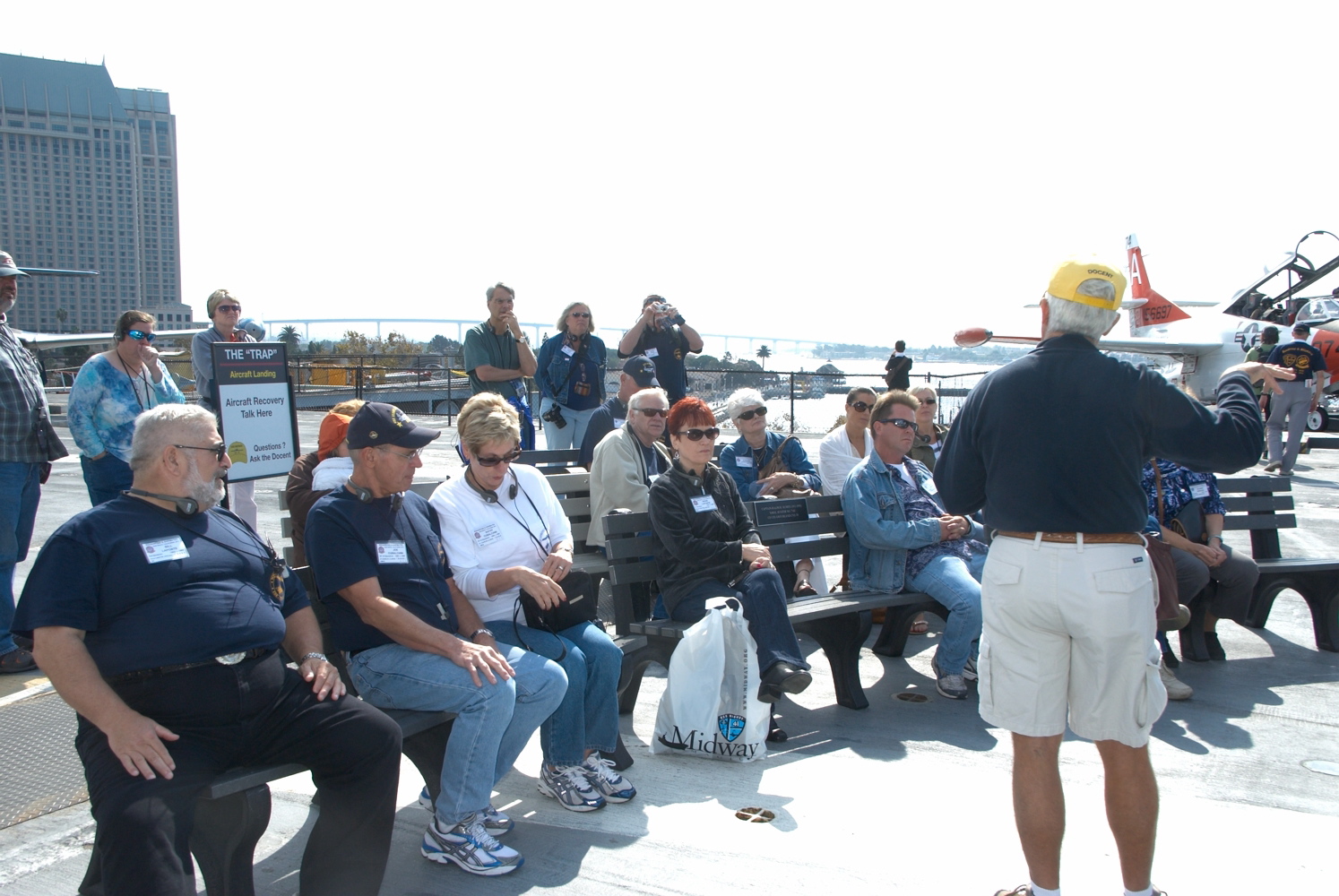 Squadronmates getting a lecture