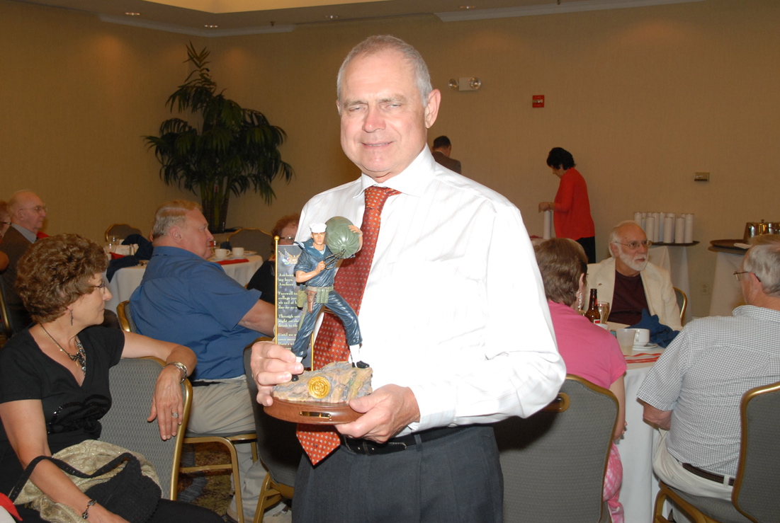 Joe Cubalchini of USS FDR winning the most popular prize, The Lone Sailor